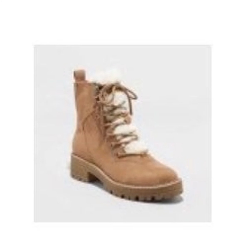 Boots - Picture 2 of 6